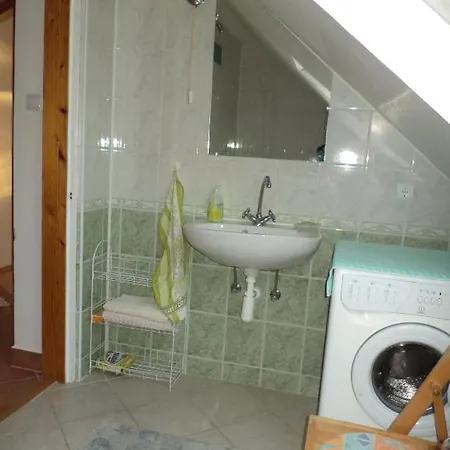 Apartament Flora Apartman Tihany