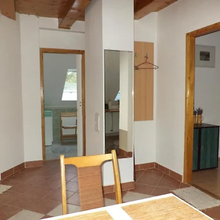 Apartament Flora Apartman